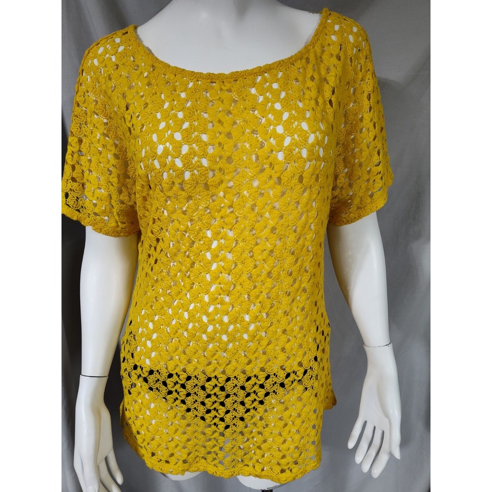 Pretty Rebellious medium mustard yellow crochet cover up shirt top